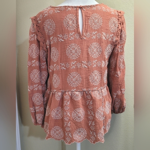 Blu Pepper 3/4 Sleeves Peasant Blouse, Size Large - Picture 4 of 11